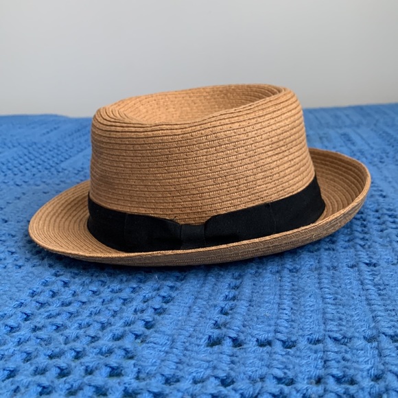 Classic straw fedora in natural by Talula (an Aritzia brand) - Picture 7 of 7